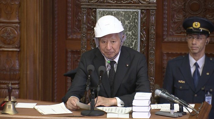 訓練について講評を述べる森英介 衆議院議長