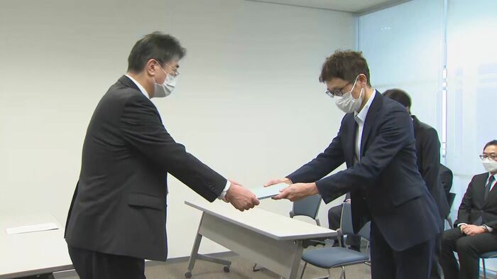第三者委員会の報告書提出