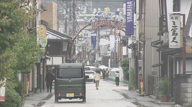 11日の郡上おどりは中止に…東海3県は12日明け方ごろまで大雨の恐れ 東海北陸道の美濃ICー白鳥IC間で通行止め｜FNNプライムオンライン