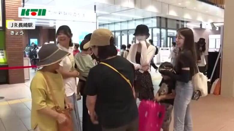 精霊流しなど長崎らしさも体験！Uターンラッシュがピークで長崎駅混雑｜FNNプライムオンライン