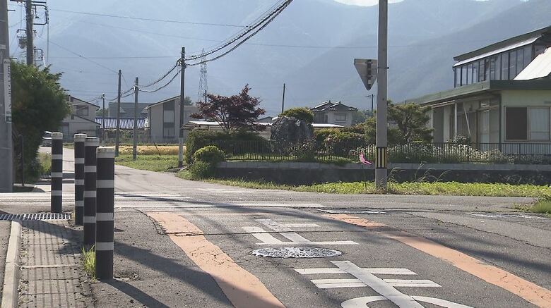 軽トラ運転の91歳女性が死亡　交差点で81歳男性が運転の車と出合い頭に衝突｜FNNプライムオンライン