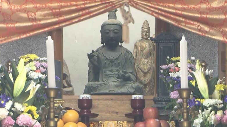 “数奇な運命”たどった仏像「観世音菩薩坐像」が韓国から13年ぶりに長崎・対馬市の観音寺に戻る　窃盗団に盗まれ韓国に｜FNNプライムオンライン