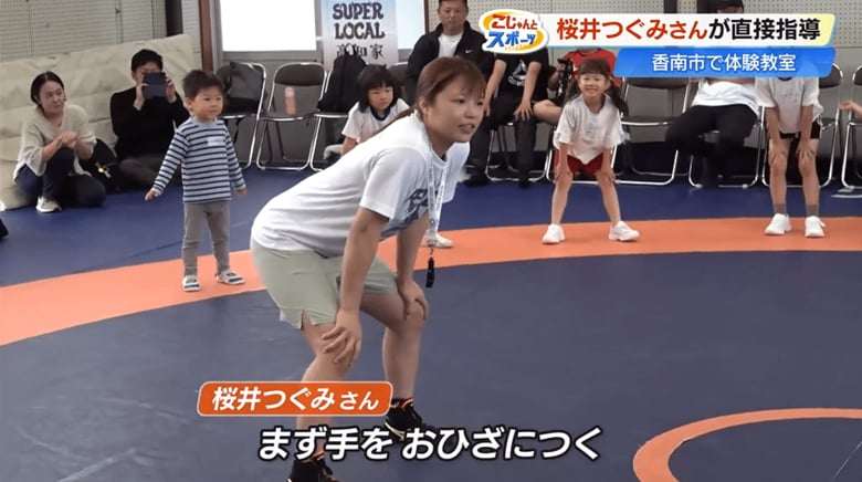 丁寧に指導するつぐみさん