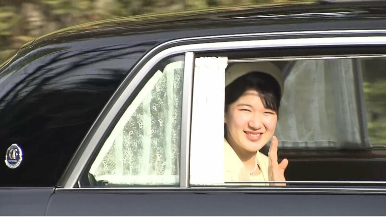 上皇ご夫妻のお住まい仙洞御所へ　4月11日