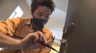 45年“開かずの部屋”も…「カギ開け職人」にお任せ　ダイヤル組合せ100万通り“金庫”を5分で解錠