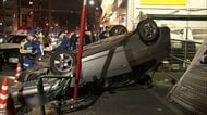 環七通りでパトカー追跡中の車が追突し横転…乗っていた2人が逃走　追突された男性は軽傷　東京・杉並区