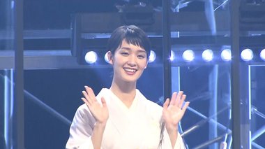 剛力彩芽 映画祭で独立後初の公の場に 結婚や母親になりたい願望は?