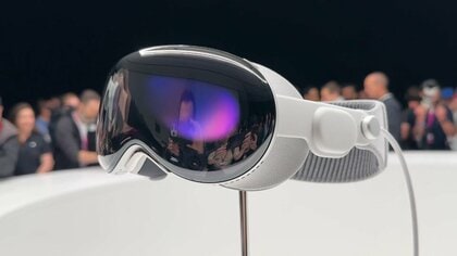 【世界注目】「まるでSF映画！」Apple 49万円の“ゴーグル型端末” 『Apple Vision Pro』が暮らしを変える？「iPhone以来の革新」と絶賛の嵐　