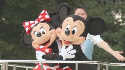 “ファンサ”求めるなどヒートアップ…名古屋まつりに『ディズニーの仲間たち』沿道のファンは気合十分