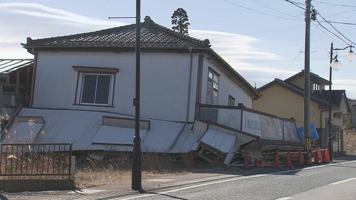 被災当時のまま残されている住宅