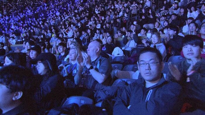 世界中から観客が集まる