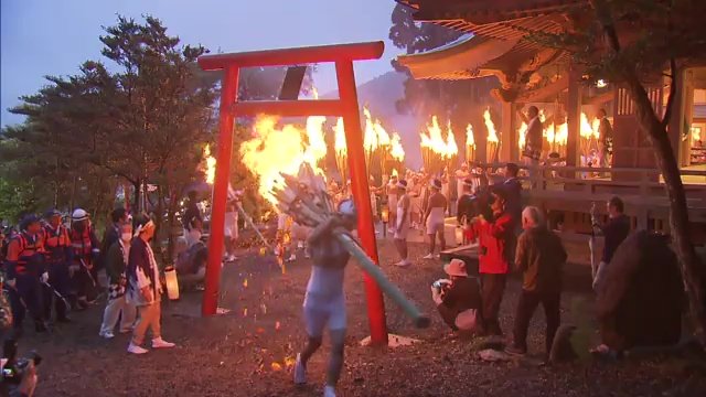 福島県富岡町「麓山の火祭り」は400年の歴史を誇る