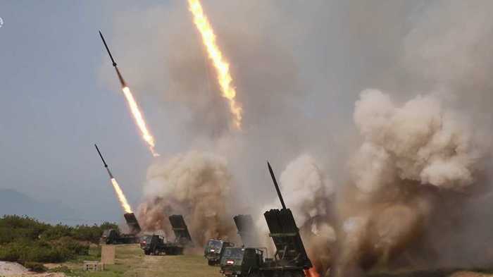 弾道ミサイル認定でも食糧援助……北朝鮮の“仲介役”にすがる韓国