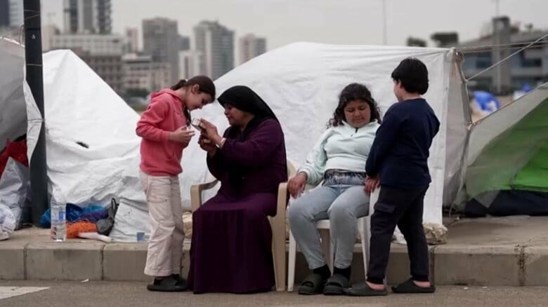 中東の避難民420万人超「危機は燃料価格高騰から社会機能の混乱に移行」　WHOが報告書で“医療崩壊”警告｜FNNプライムオンライン