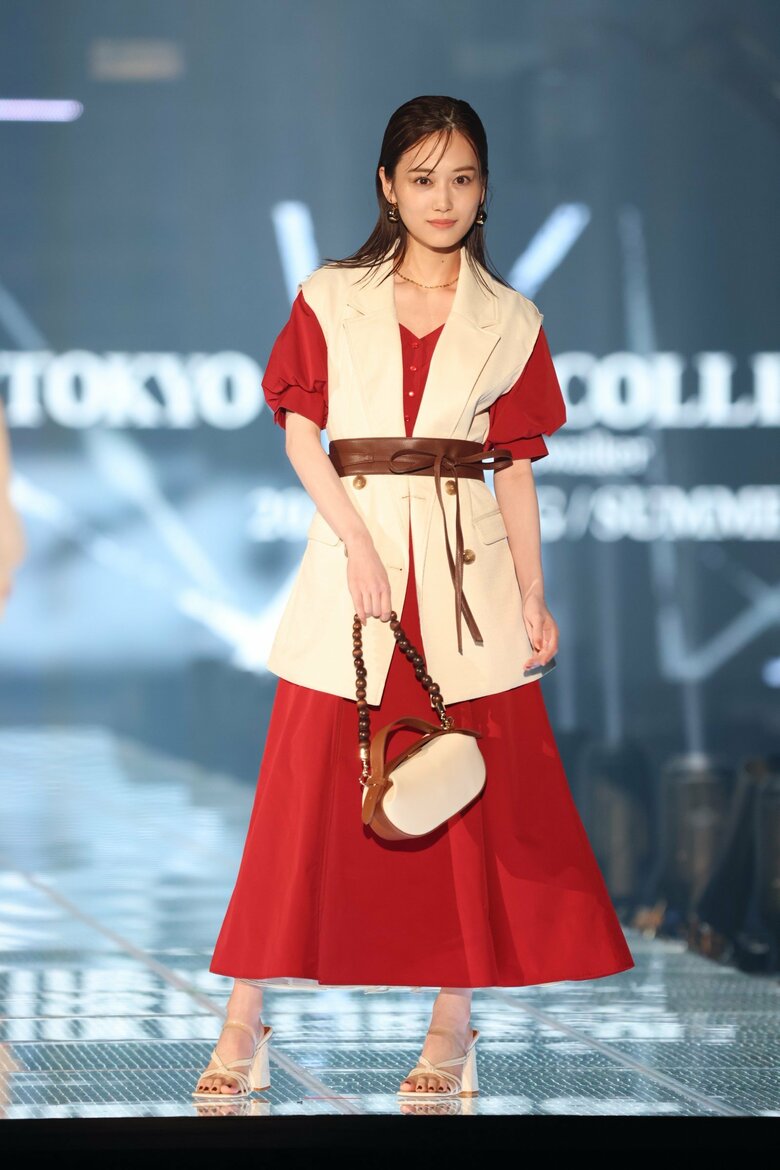 (c)マイナビ TOKYO GIRLS COLLECTION 2023 SPRING/SUMMER