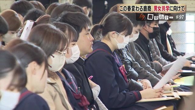 入学式には女子生徒の姿が