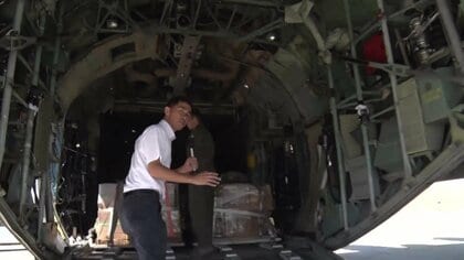 【独自】上空から見た荒廃の街は色を失い…ガザ地区支援物資投下の部隊に密着　イスラエルは圧力強化…ハマス武装解除条件に戦闘終結交渉へ