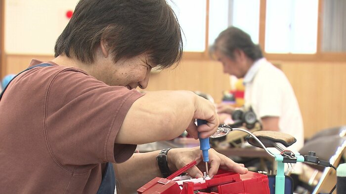 おもちゃ病院では大人も子供も笑顔に！
