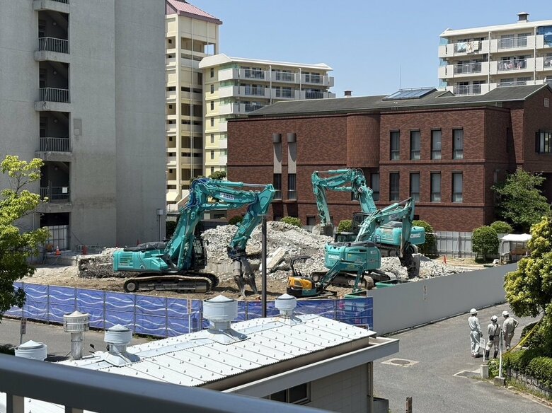 【速報】「爆弾のようなものが見つかった」広島大学霞キャンパス　解体工事現場に不発弾らしきもの｜FNNプライムオンライン