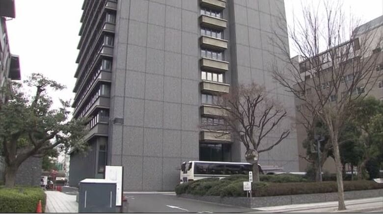 嘘の「電柱検査事業」権利売却もちかけ150万円騙し取ったか　4人を再逮捕　同様事案に経産省も注意喚起｜FNNプライムオンライン