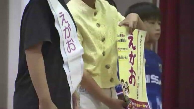 「初めて自分がやった」小学校で“ガチ選挙”　本物の投票箱や記載台を使って1票投じる　“候補者”は運動会のスローガン　福岡・那珂川市｜FNNプライムオンライン