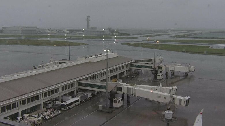 【台風情報】台風6号沖縄・奄美直撃へ あさってにかけ九州から関東の広い範囲で警報級大雨か 空の便は170便超欠航、2万人以上影響も|FNNプライムオンライン