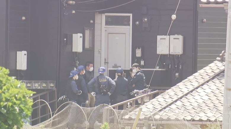 【速報】千葉・船橋市アパートで刃物持った30代男が立てこもり…母親・妹が人質に「警察が立ち去らないと殺すぞ」　警察が説得続ける｜FNNプライムオンライン