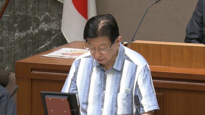 条例案の提案理由を述べる川勝知事（9月21日）