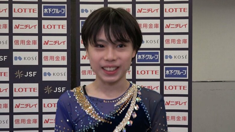 表彰式後、演技を振り返る佐久間（全日本ノービス）