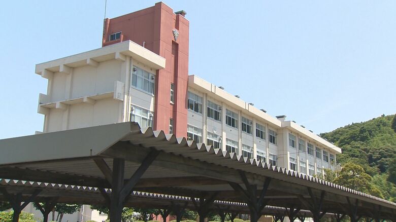 羽茂高校