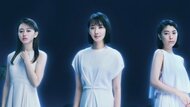 波瑠・成海璃子・山本舞香 純白衣装で美しい“ホタルの精”に…3人の「2022年に挑戦したいこと」は?