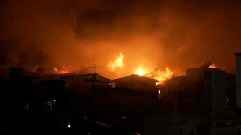 大分市で大規模火災　住宅170棟以上燃え山にも延焼か　70代男性と連絡取れず　県は自衛隊に災害派遣要請へ