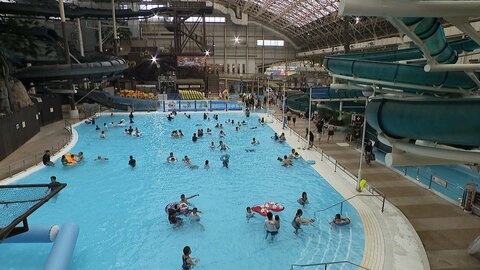 夏の海外旅行6年ぶり減少　今年は「国内の屋内型テーマパーク」に注目　“常磐のハワイ”は首都圏から無料送迎バスも
