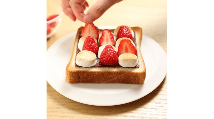 フルーツを乗せて見た目もオシャレに