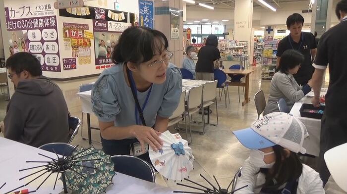 小さな阿島傘作り