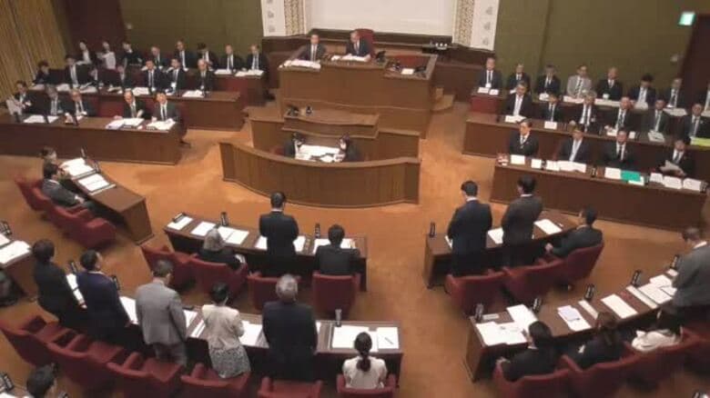 小浜ルートへの実質的な反対？京都市議会で京都市内の地下深くにトンネル通す計画反対決議｜FNNプライムオンライン