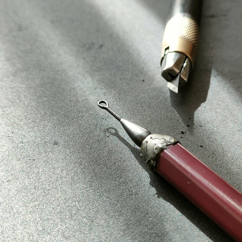 泡立て器の形ができてきた