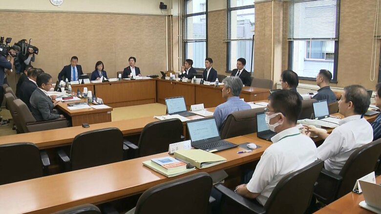 県議会・総務委員会（10月4日）