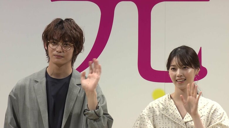 映画「恋は光」で主演の神尾楓珠さん(左)、西野七瀬さん