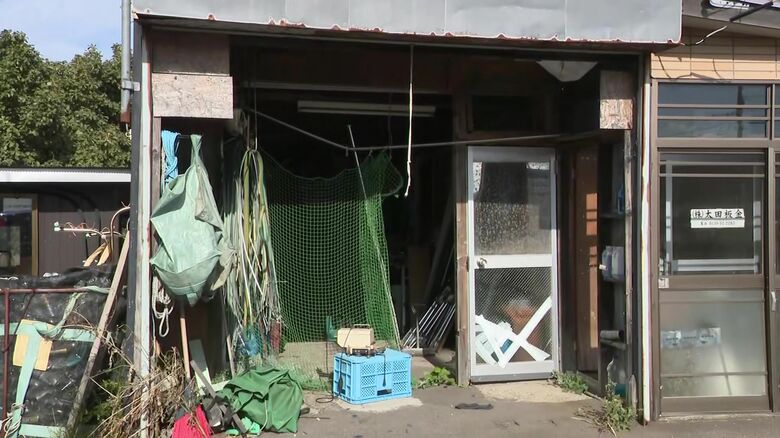 板金の作業場に侵入するクマ