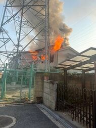 大阪・柏原の住宅で火事　１人死亡確認、住人女性か　近鉄大阪線一時運転見合わせに