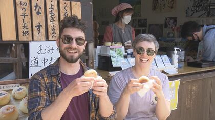 目的は一体何なのか…外国人観光客が急増中の岐阜・中津川市『馬籠宿』海外に刺さった“2つのグルメ”