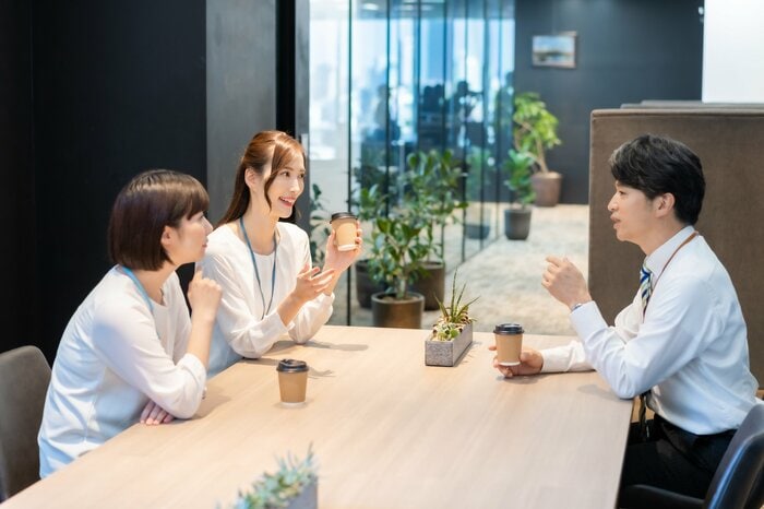 断片的な知識から出る言葉は「自分の言葉」ではない（画像：イメージ）