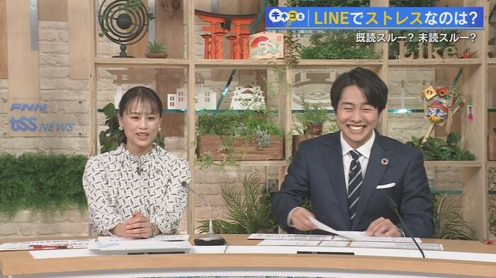 岡野唯キャスター(左)と加藤雅也キャスター(左)