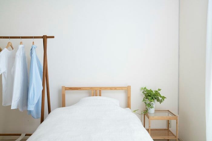 寝室に家具を置くなら背の低いものを(画像:イメージ)