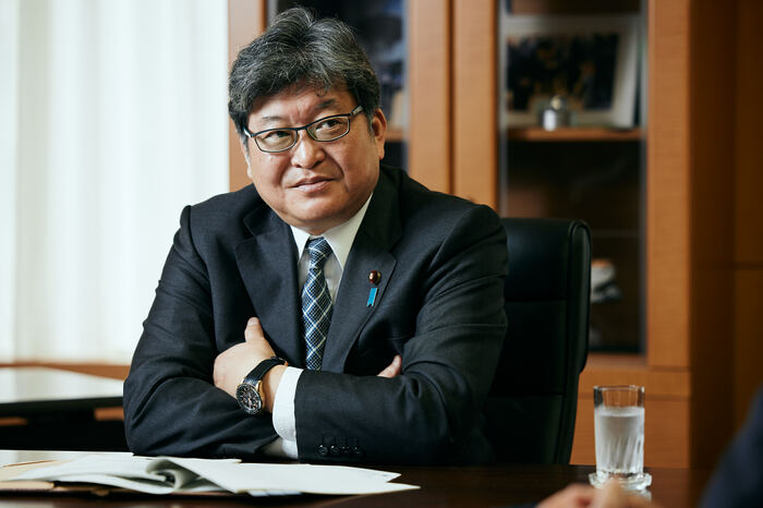 萩生田文科相「教職課程は抜本的に変えていかないといけない」