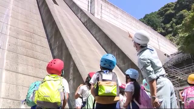 「すごい!」小学生がダムの仕組みや役割を学ぶ 静岡・南伊豆町