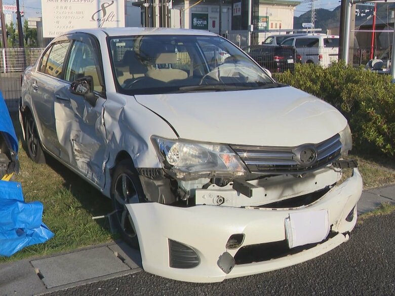 80歳男性の車と83歳男性の車が交差点で出合い頭に衝突 3人を救急搬送 うち女性1人が意識不明の重体｜FNNプライムオンライン