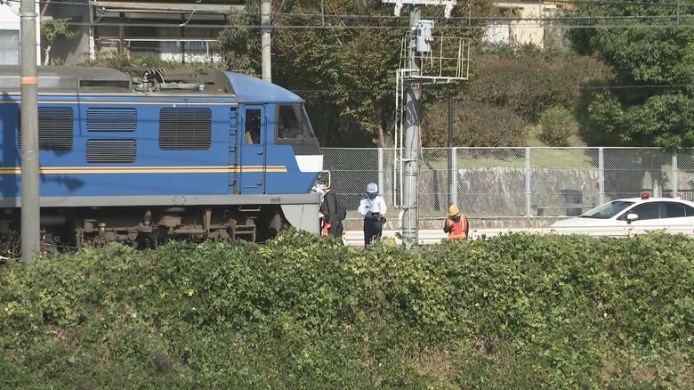 【速報】JR山陽線の踏切で JRの貨物列車と高齢男性が接触する事故 男性は意識不明の重体｜FNNプライムオンライン