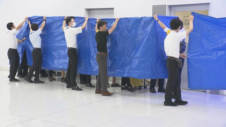 カンボジアで現地当局が拘束…特殊詐欺に関わった疑いで日本人29人を逮捕 海外拠点の同種事件で過去最大級の摘発｜FNNプライムオンライン